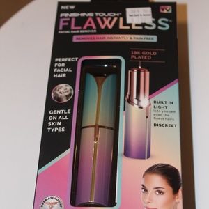 NWT -Finishing Touch Flawless Facial Hair Remover
